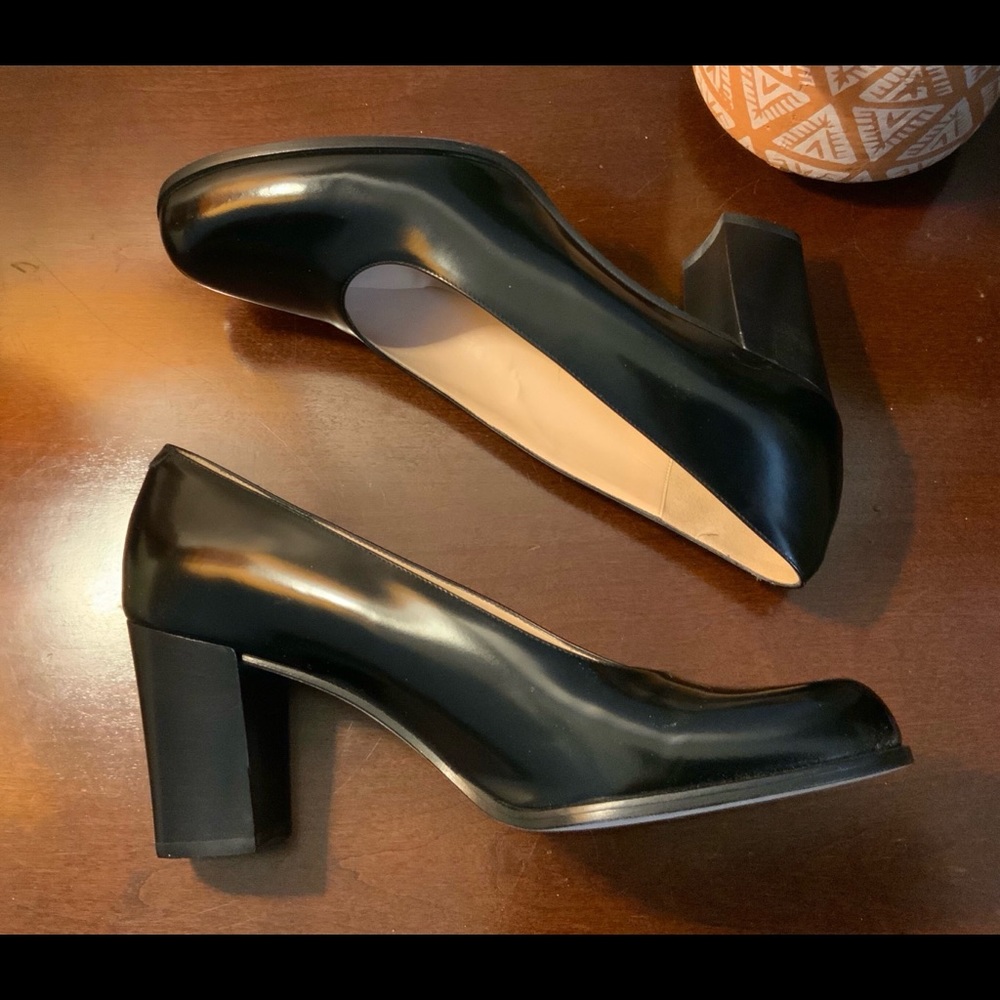 Black Adrienne Vittadini Heels